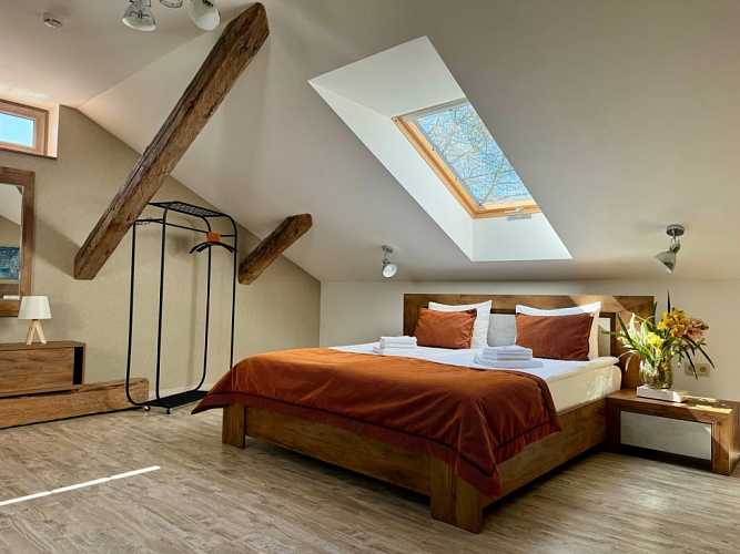 Где можно остановиться недорого в Великом Новгороде во время путешествия?