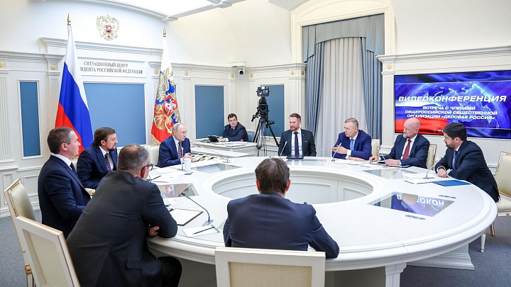 Путин напомнил, как в России разливали импортное вино под видом кубанского