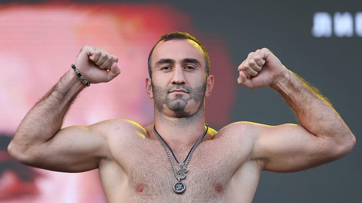 Гассиев нокаутировал Пулева и завоевал титул WBA Regular 