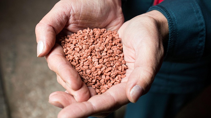 ЕС почти вдвое увеличил ввоз удобрений из России, несмотря на пошлины